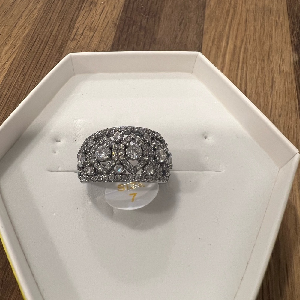 Diamond Cubic Zirconia ring size 7